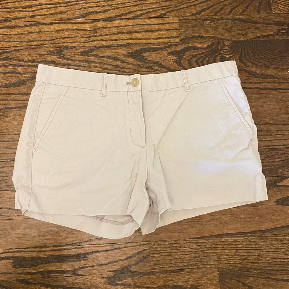 Gap light grey chino shorts sz 6
